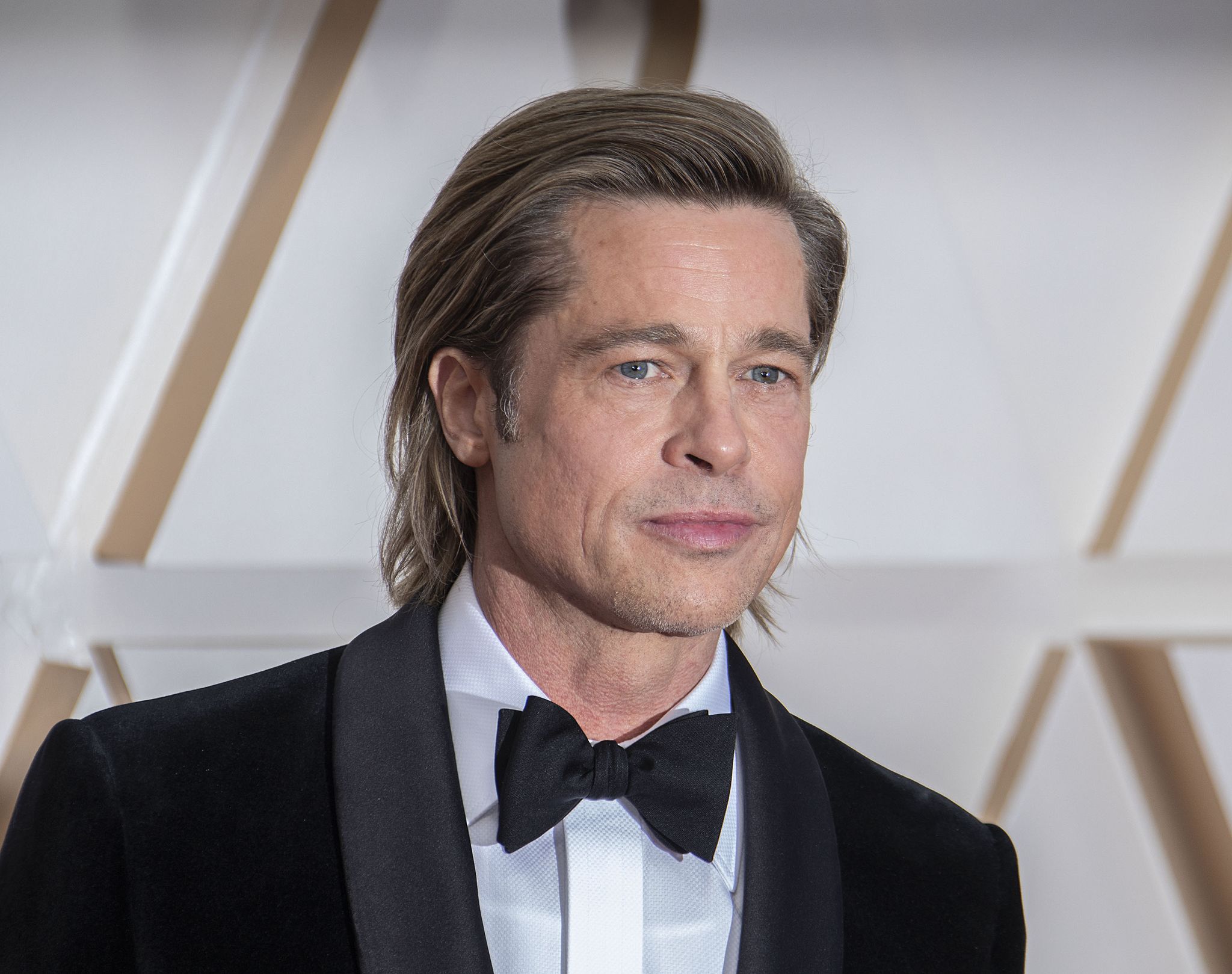 Brad Pitt becomes a contract killer for his new film